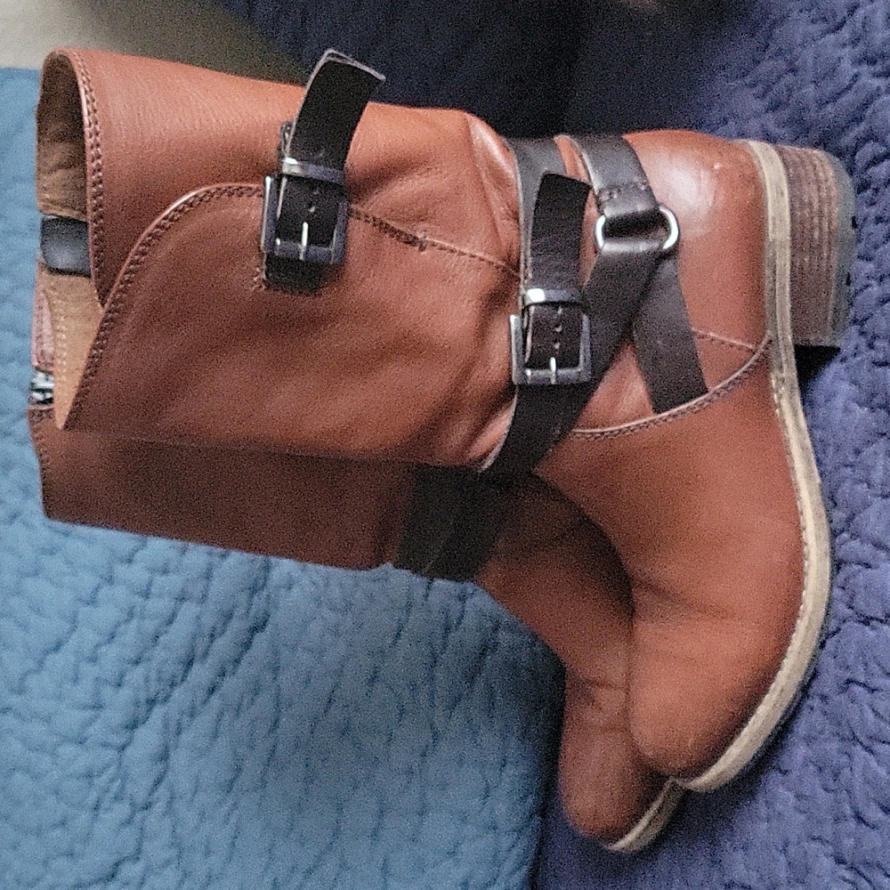Clarks calf high boots